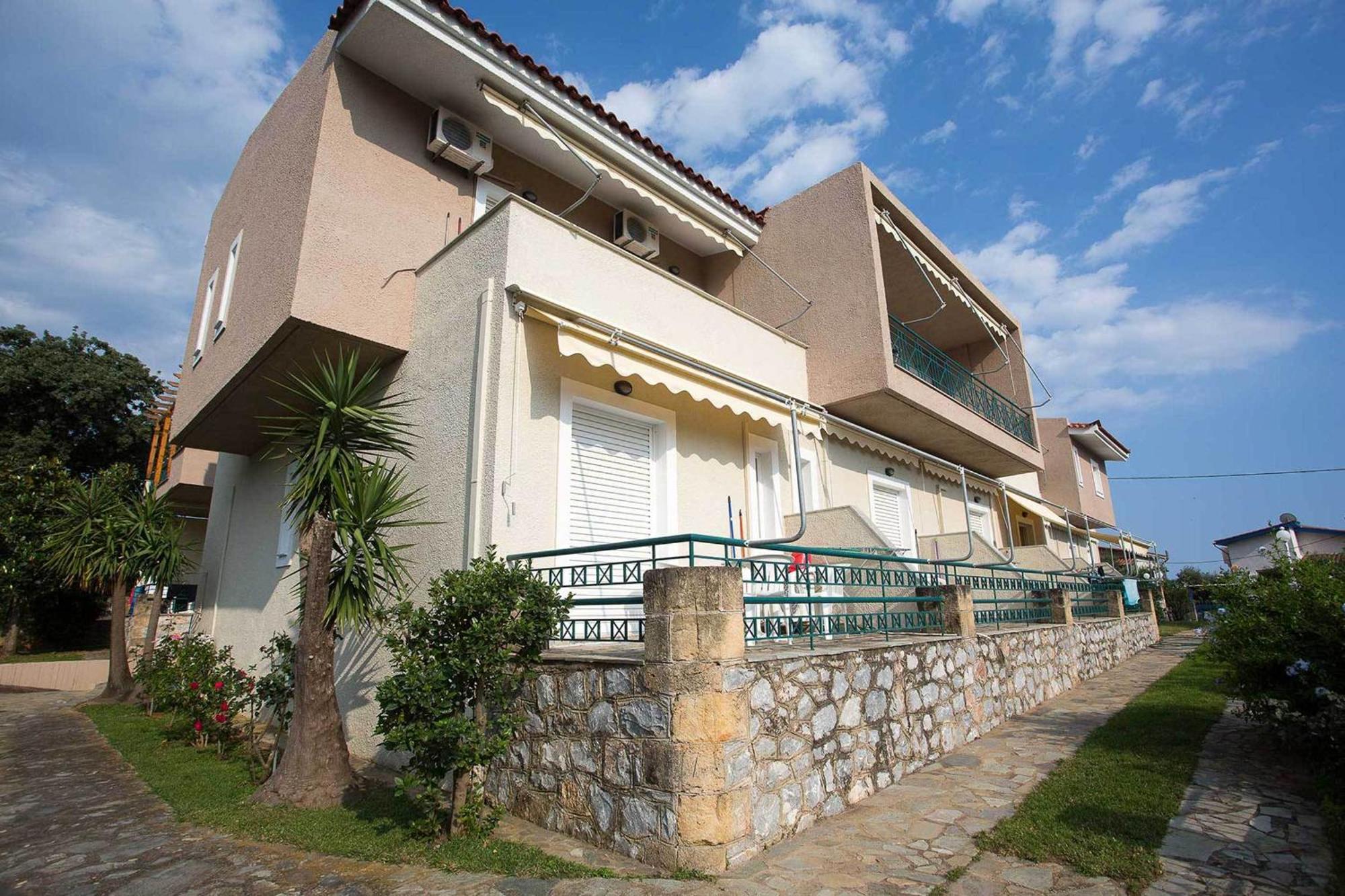 Remvi Hotel - Apartments Stoúpa Exterior foto