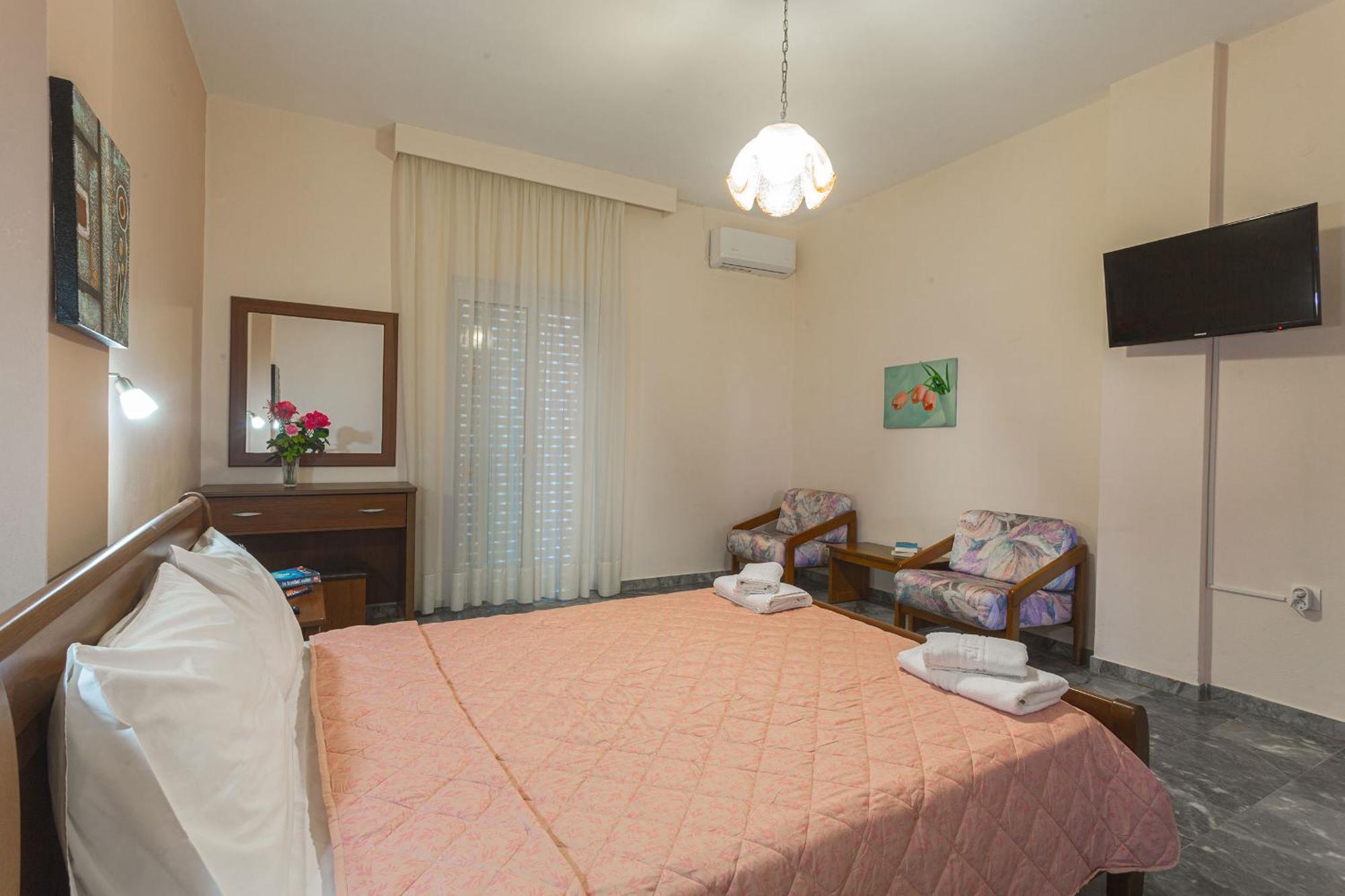 Remvi Hotel - Apartments Stoúpa Habitación foto