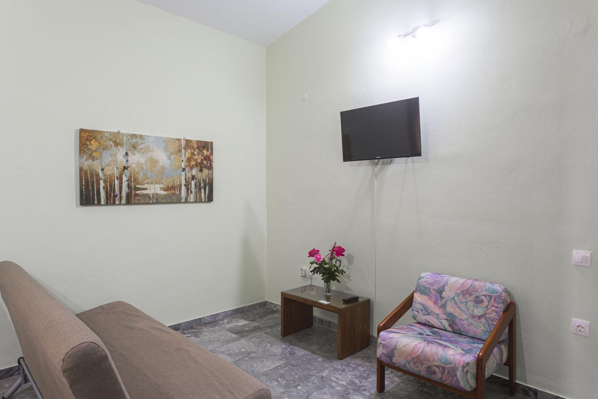 Remvi Hotel - Apartments Stoúpa Habitación foto